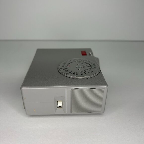 Eaton's Majestic SS-28 Solid State Vintage Camera Flash - Picture 5 of 10